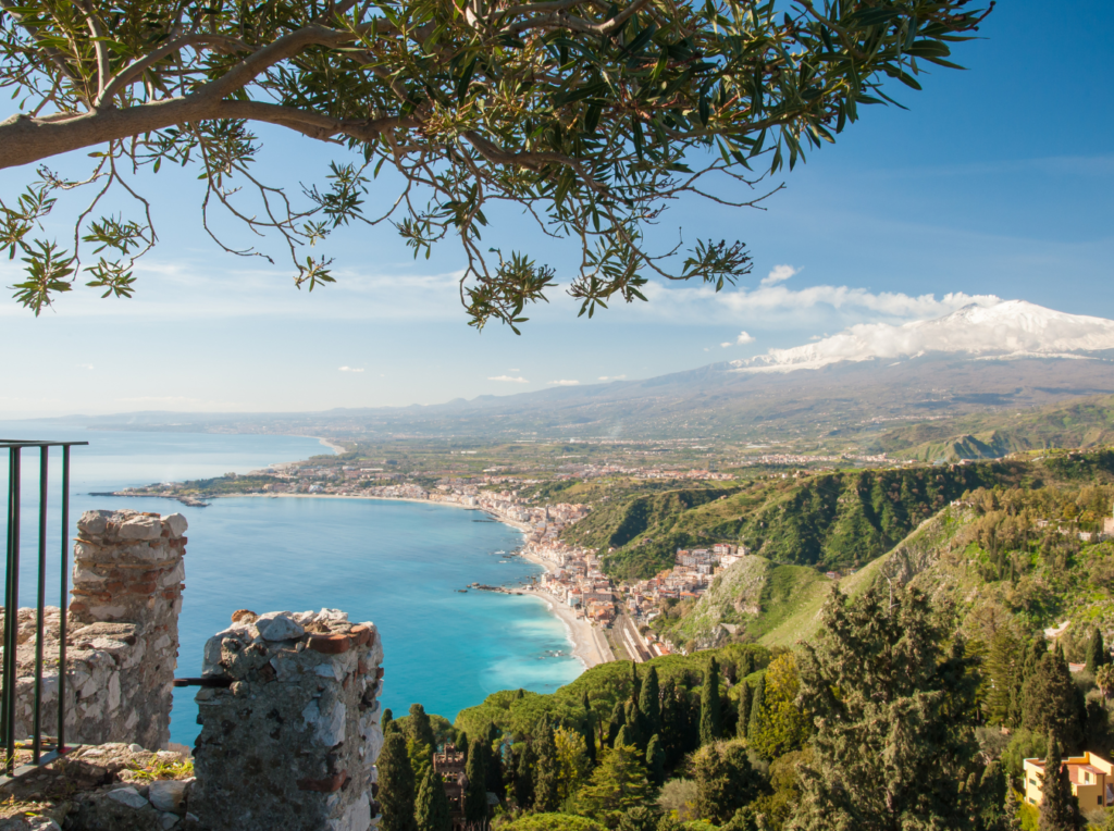 Reizen Staelens groepsreis Sicilie imagine travel uitzicht Etna - Reizen Staelens - Reisbureau Wetteren - Reiskantoor